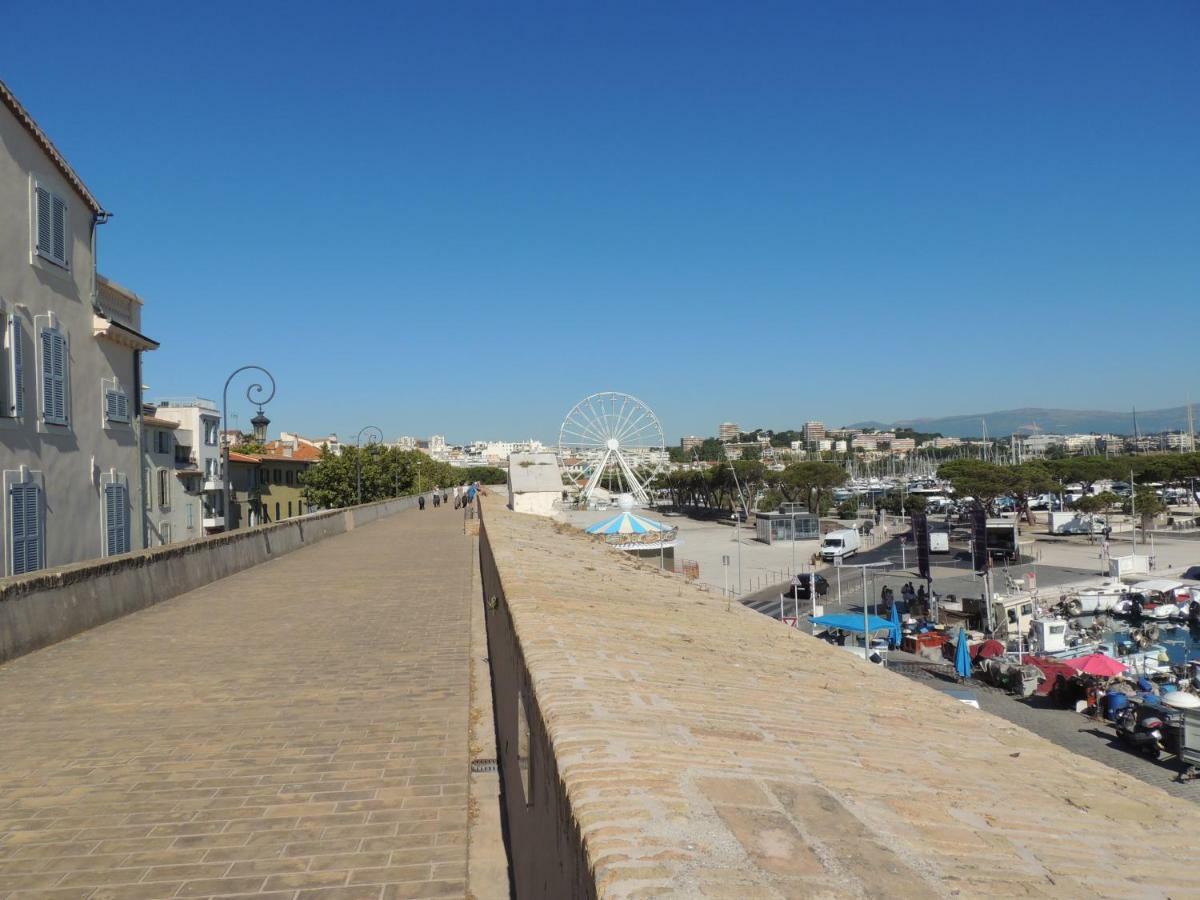 Studio Vieil Antibes Plage Apartamento Exterior foto