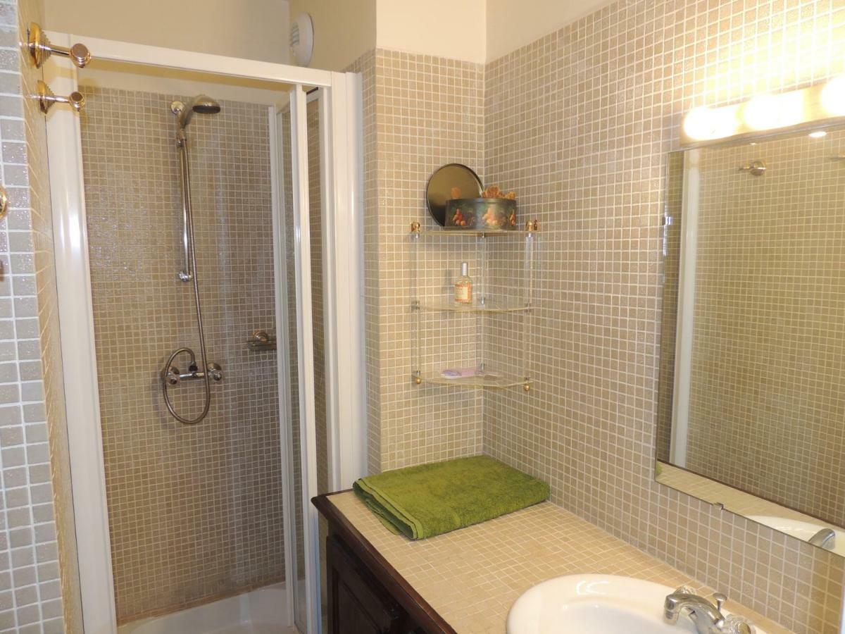 Studio Vieil Antibes Plage Apartamento Exterior foto